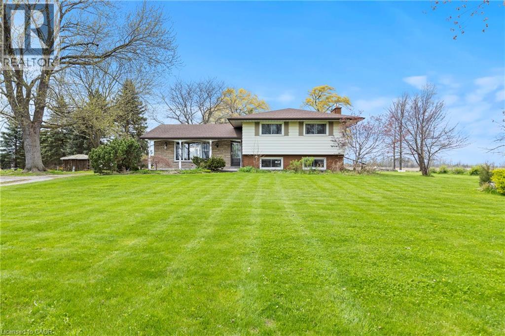 488 Townline Road Property Photo 3