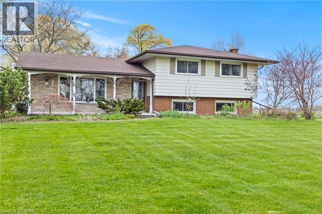 488 Townline Road Property Photo 4