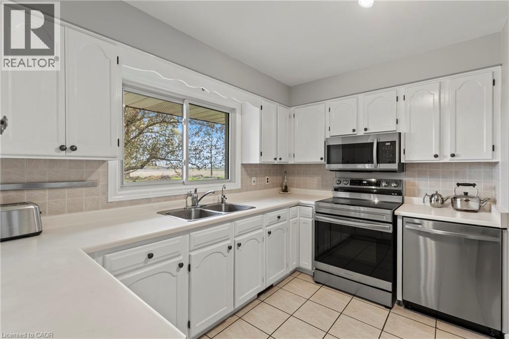 488 Townline Road Property Photo 11