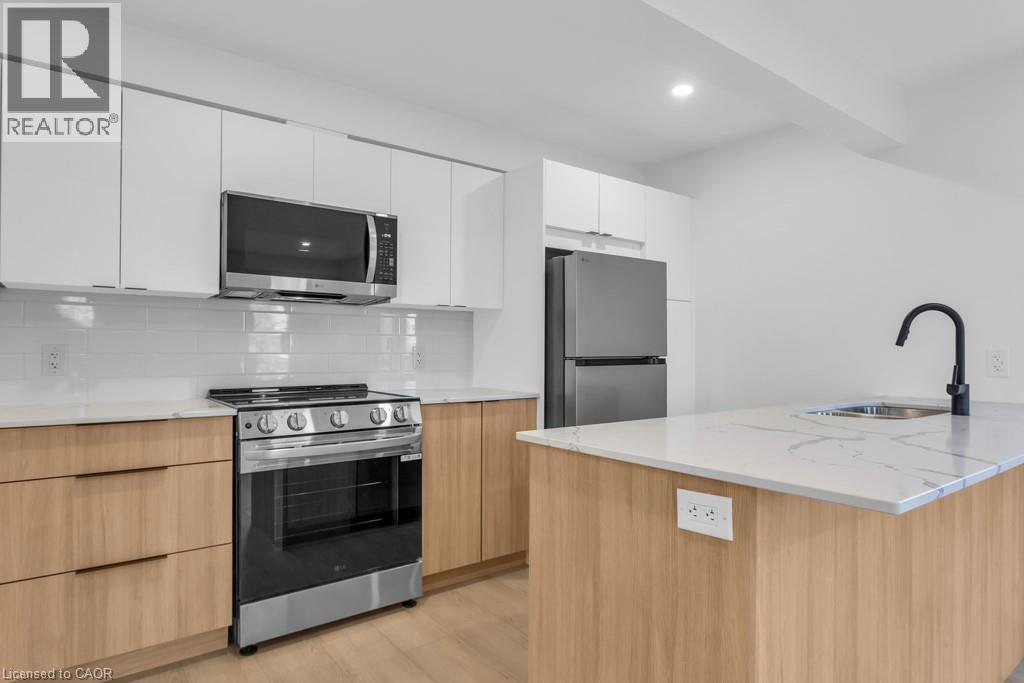 215 Raglan Street Unit# 7 Property Photo 1