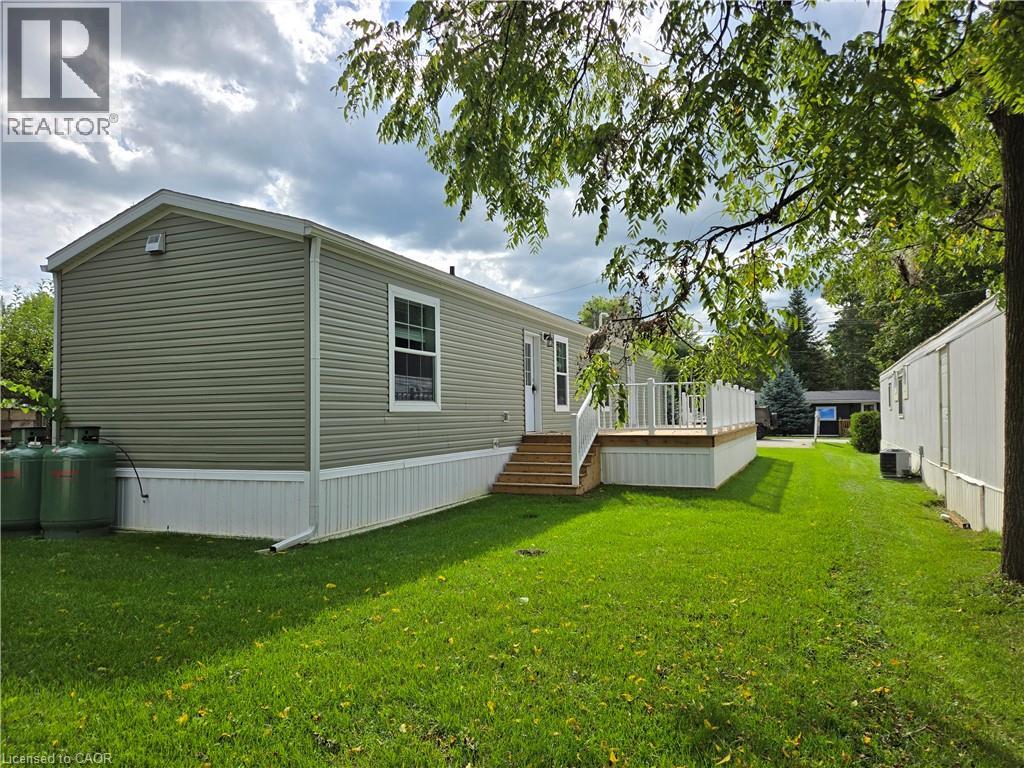 77 Park Lane Property Photo 3