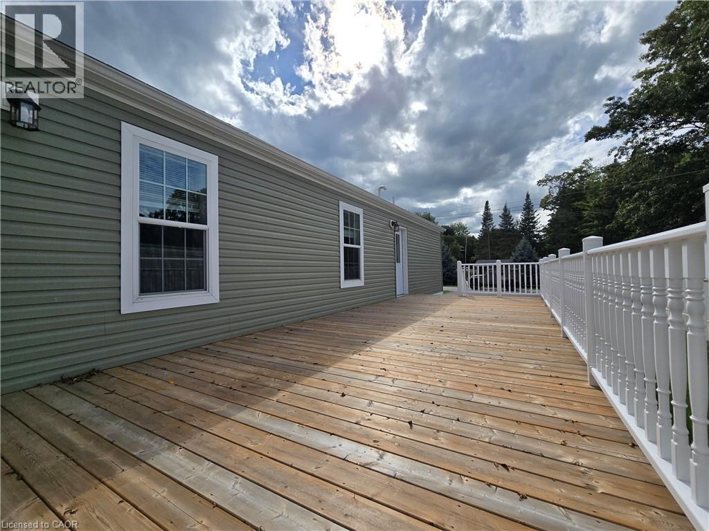 77 Park Lane Property Photo 4