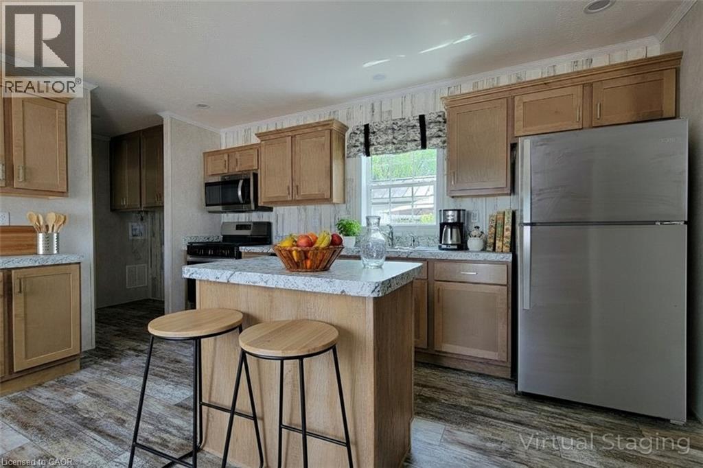 77 Park Lane Property Photo 7