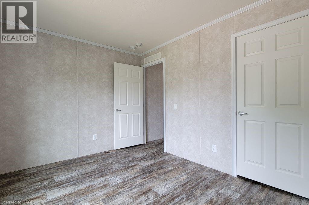 77 Park Lane Property Photo 21
