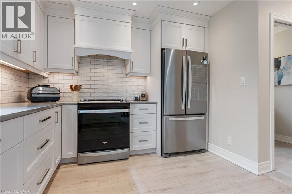 22 Hare Street Property Photo 12