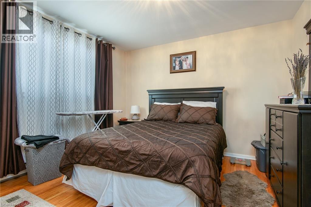 129 River Road E Property Photo 28