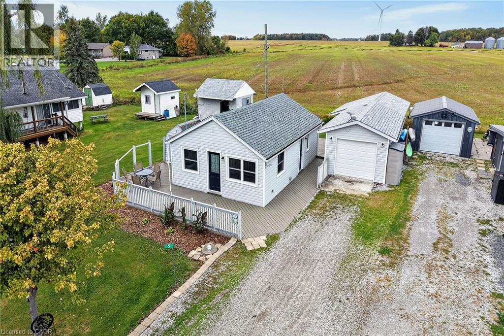 5 Willoway Lane Property Photo 4