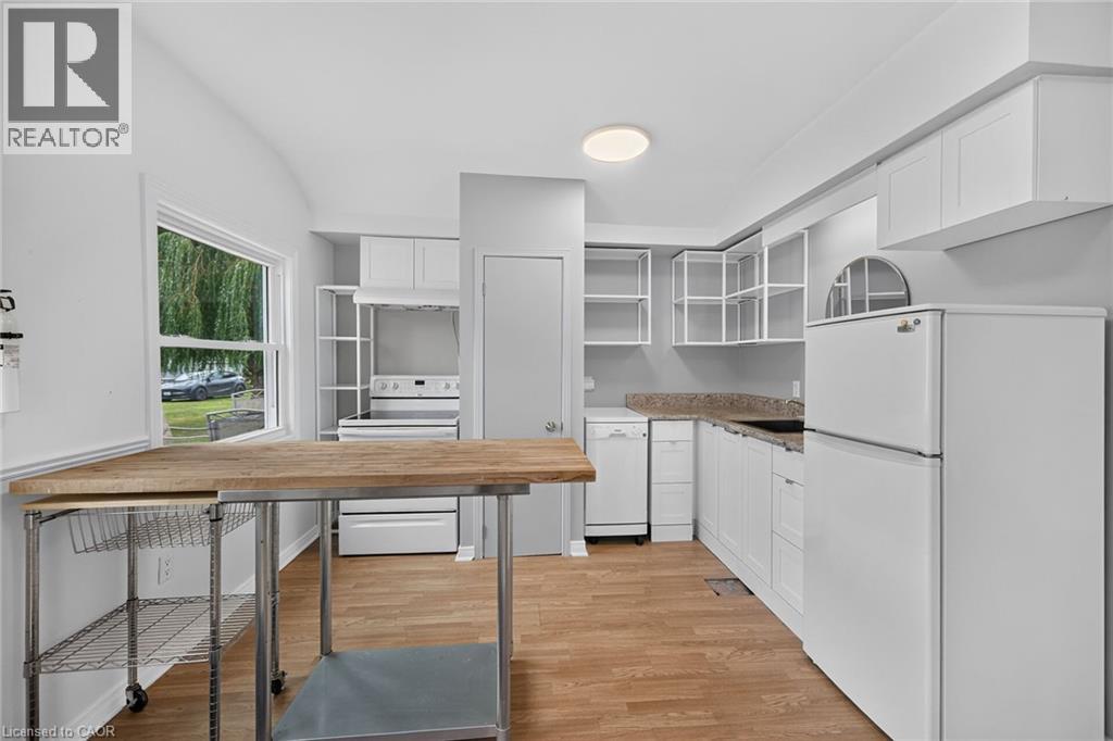 5 Willoway Lane Property Photo 7
