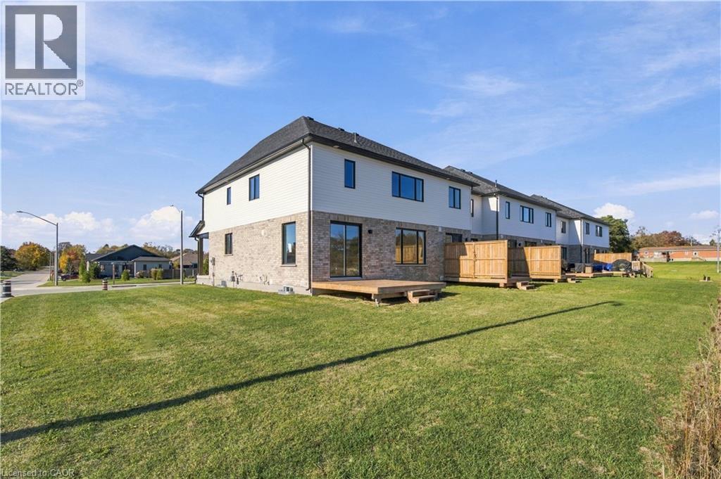 40 Anne Street W Property Photo 13