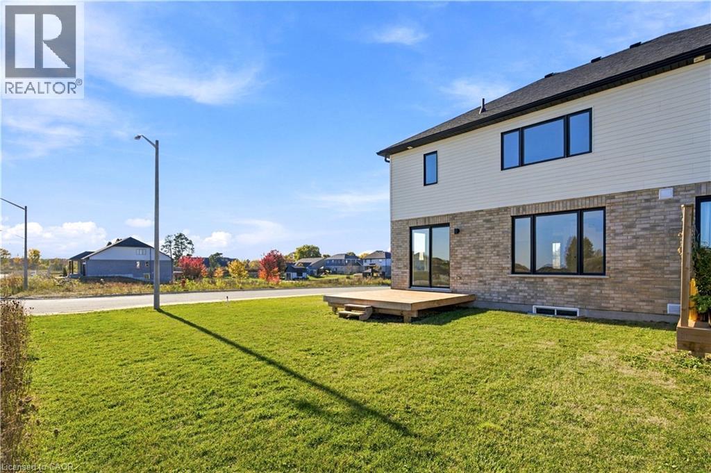 40 Anne Street W Property Photo 16