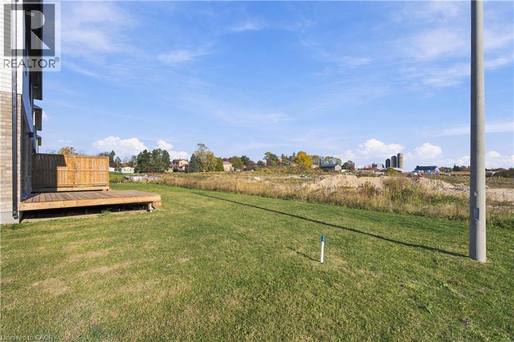 40 Anne Street W Property Photo 17