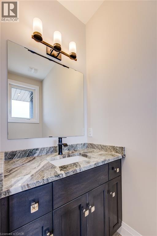 102 Thackeray Way Property Photo 18