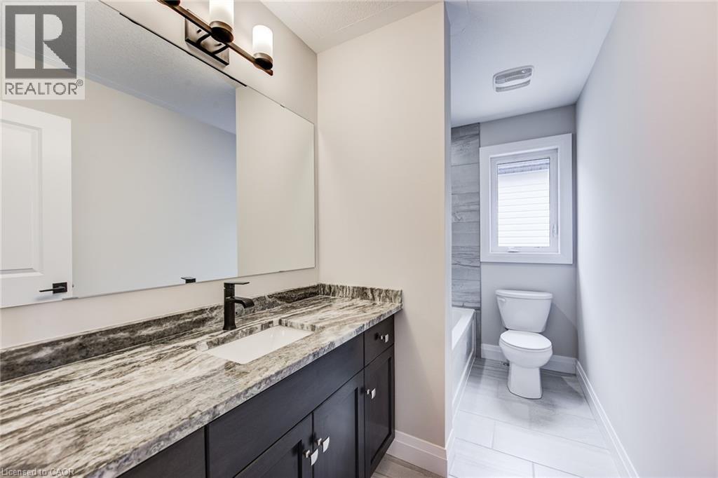 102 Thackeray Way Property Photo 33