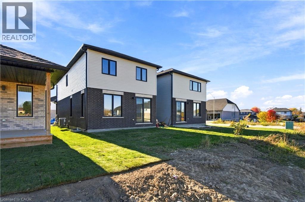 102 Thackeray Way Property Photo 46