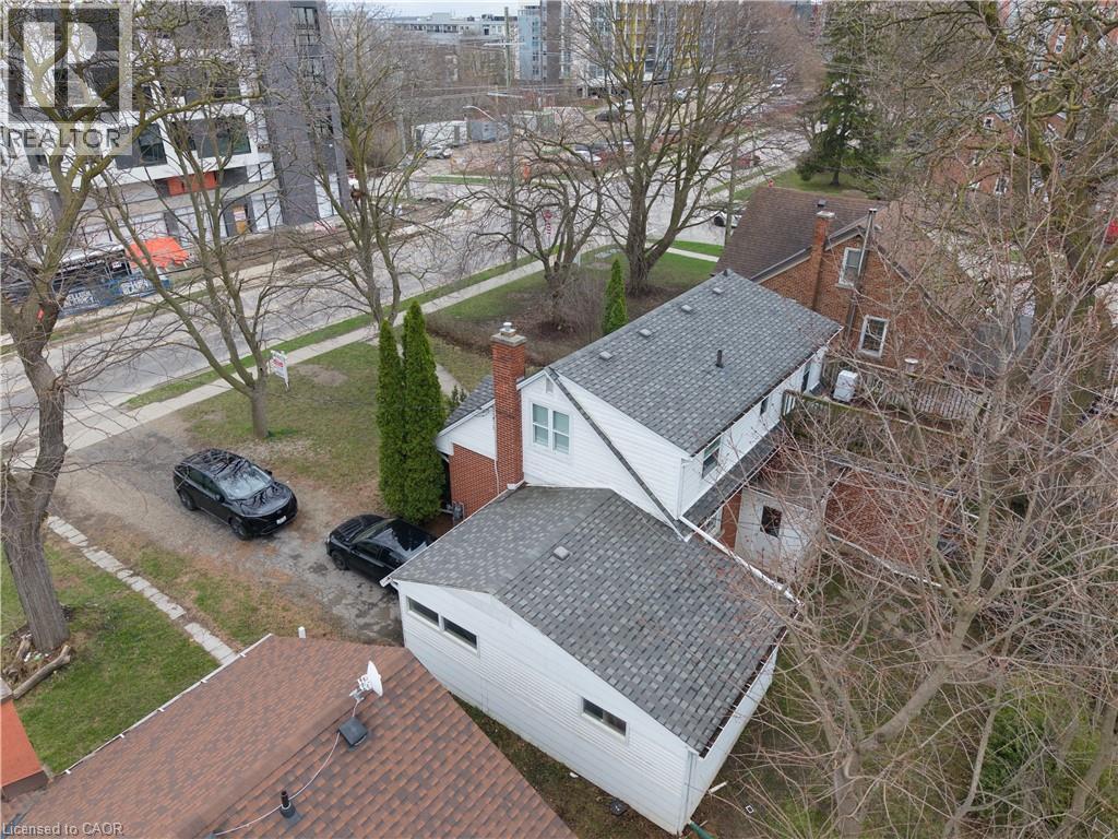 289 Albert Street Property Photo 3