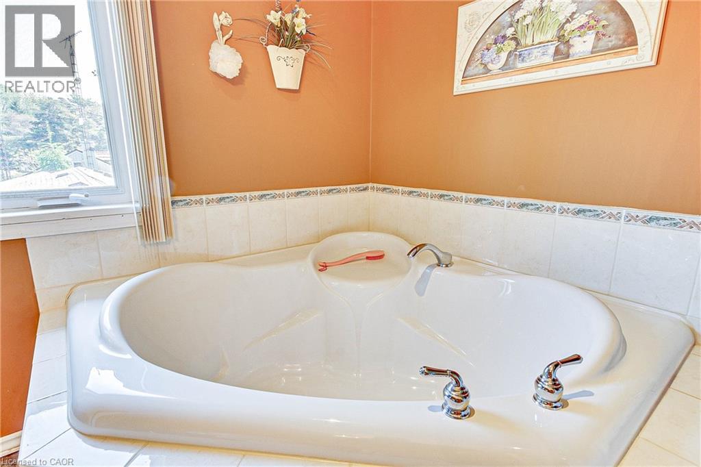 88 Woodstock Avenue Property Photo 39