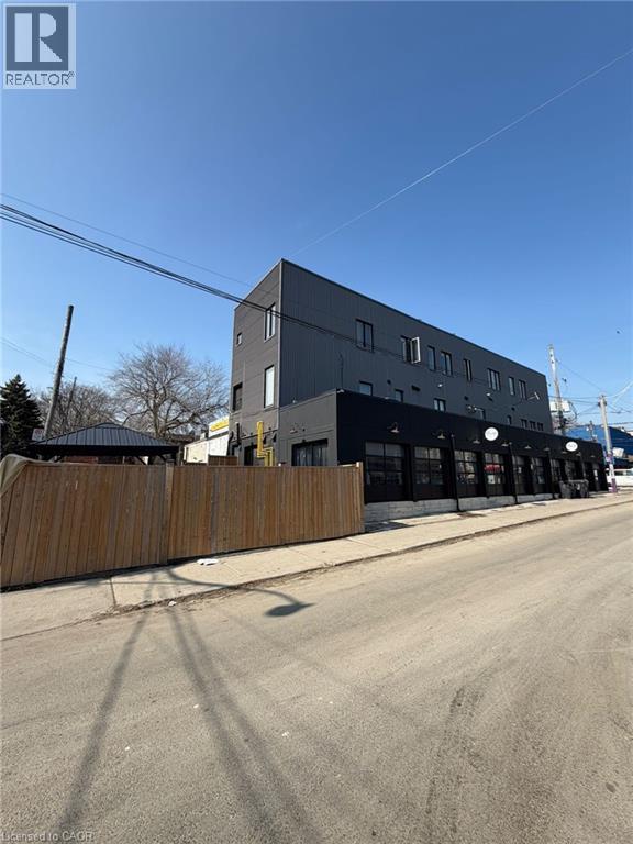 1415 Gerrard Street E Property Photo 4
