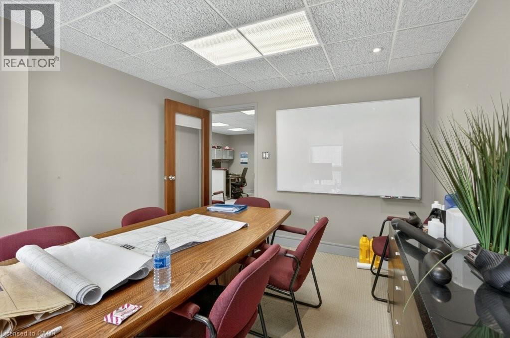4042 Mainway Unit# 4 Property Photo 13
