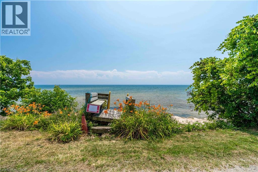 2399 Lakeshore Road Property Photo 7