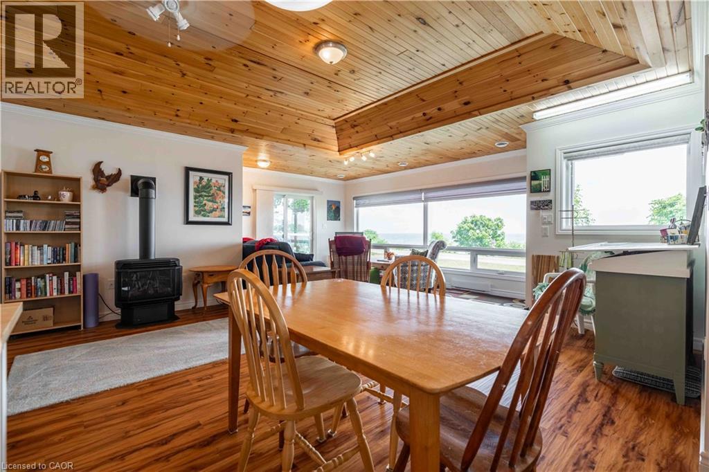 2399 Lakeshore Road Property Photo 19