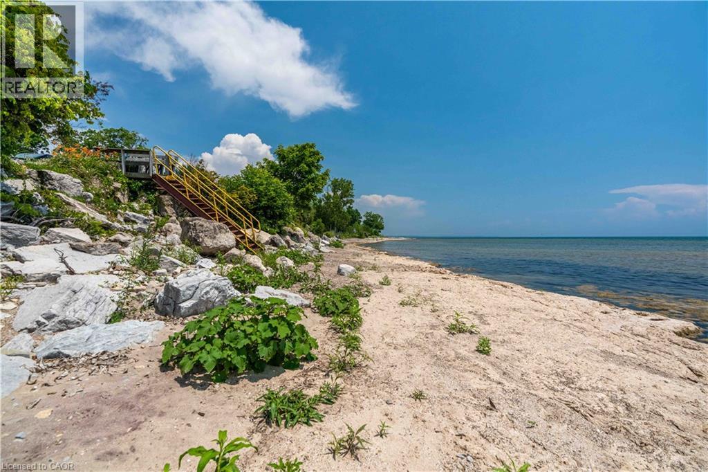 2399 Lakeshore Road Property Photo 41