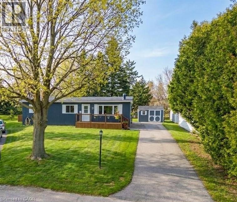 157 Maple Crescent Property Photo 2
