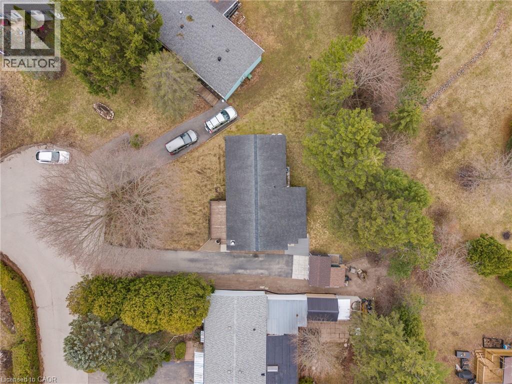 157 Maple Crescent Property Photo 3