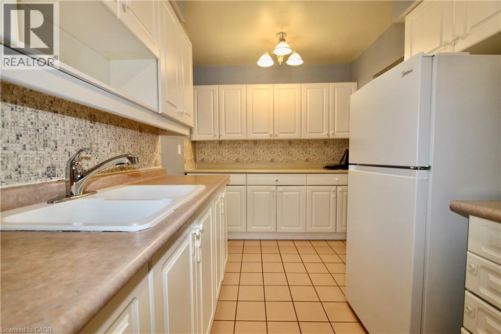 1964 Main Street W Unit# 802 Property Photo 3