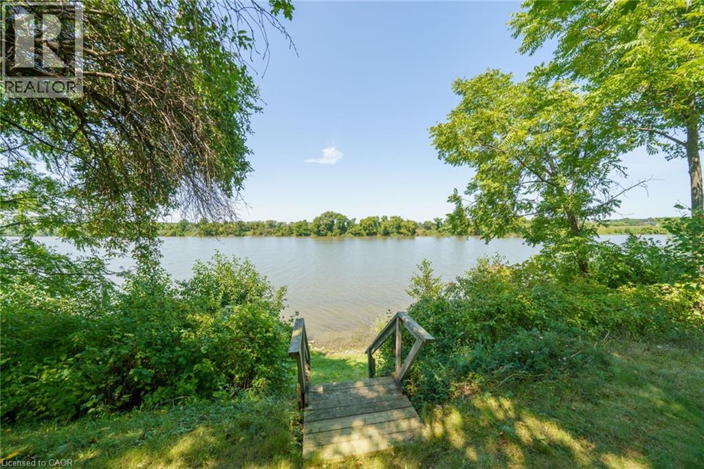 1042 River Road Property Photo 34