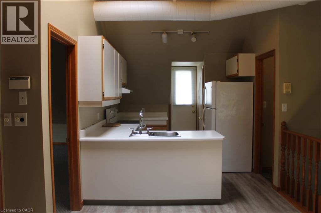 84 Main Street E Unit# 301 Property Photo 8