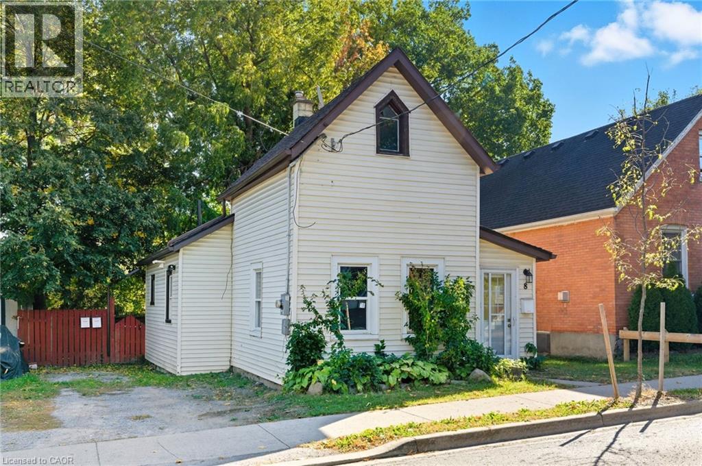 8 TASKER Street Property Photo 1