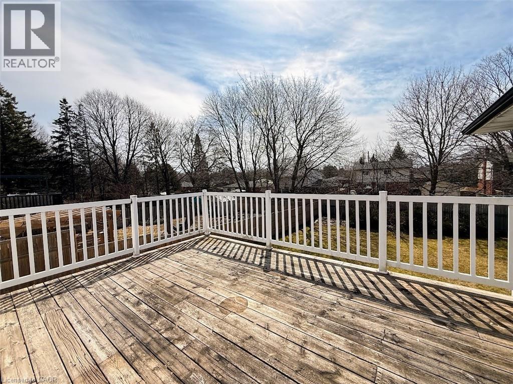 374 Victoria Road N Property Photo 25