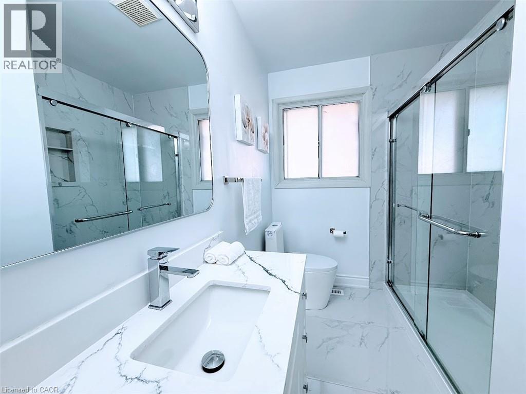 374 Victoria Road N Property Photo 35