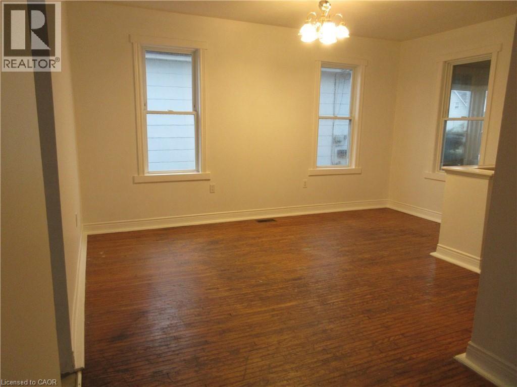 713 Cedar Street Property Photo 9