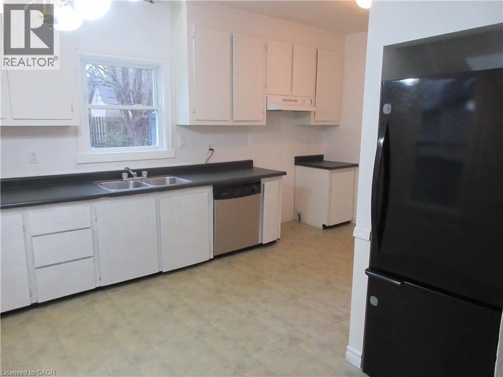 713 Cedar Street Property Photo 15