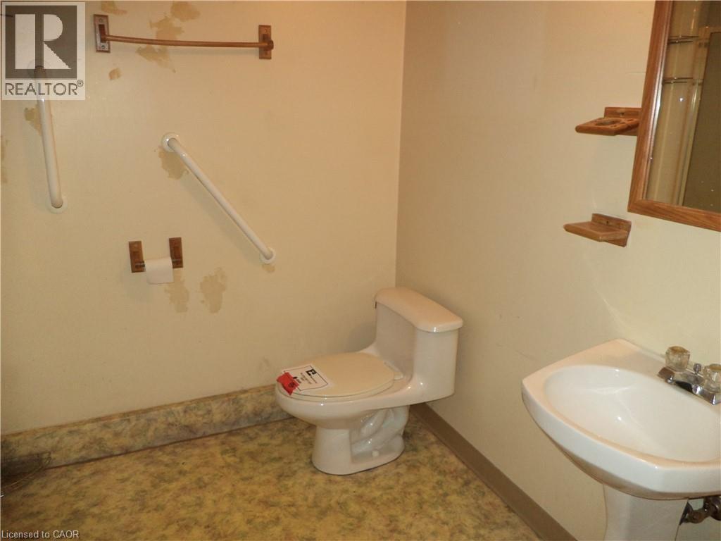713 Cedar Street Property Photo 32