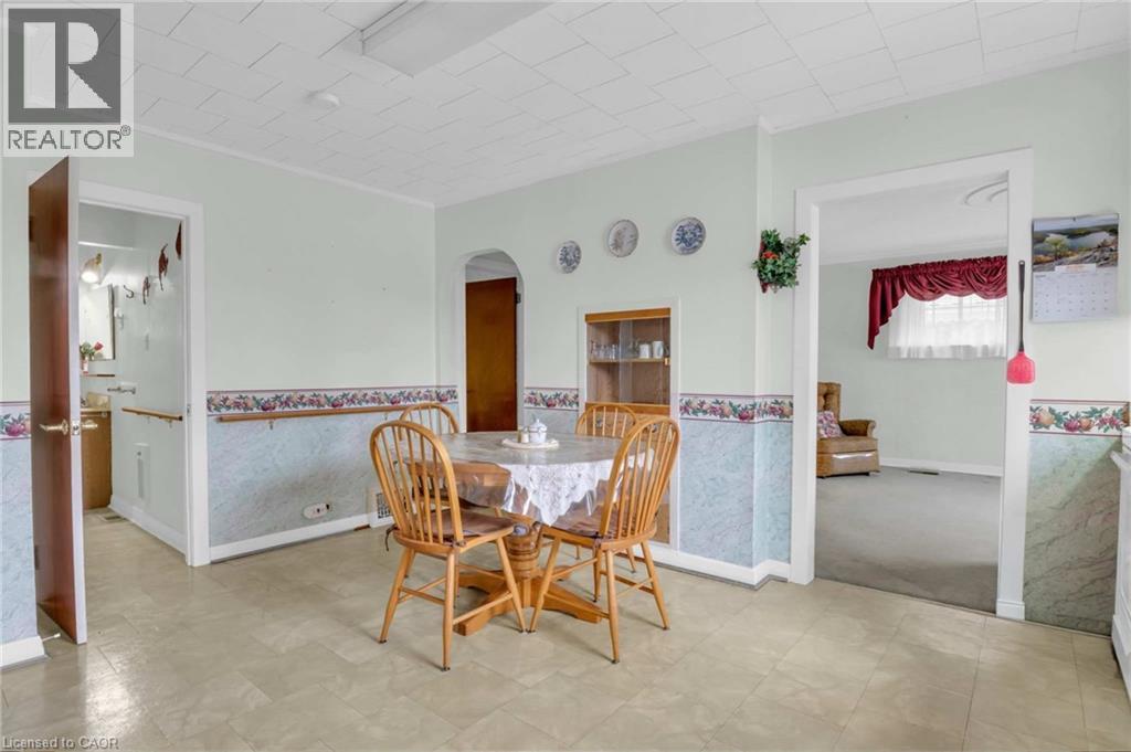 104 King Street Property Photo 17