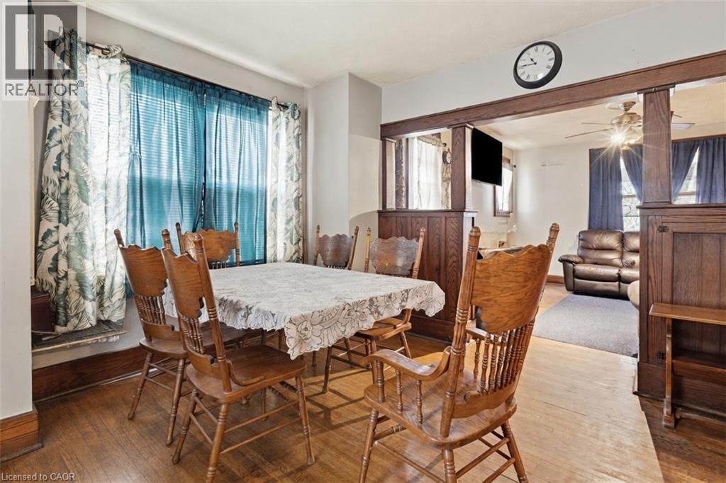 142 Stanley Street Property Photo 6