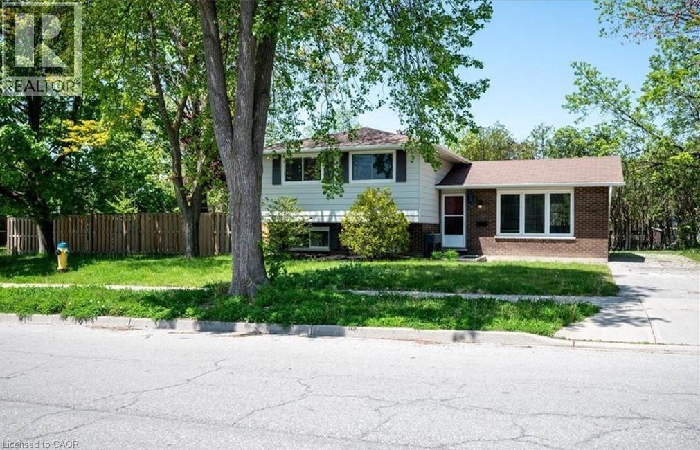 152 Macgregor Crescent Property Photo 1