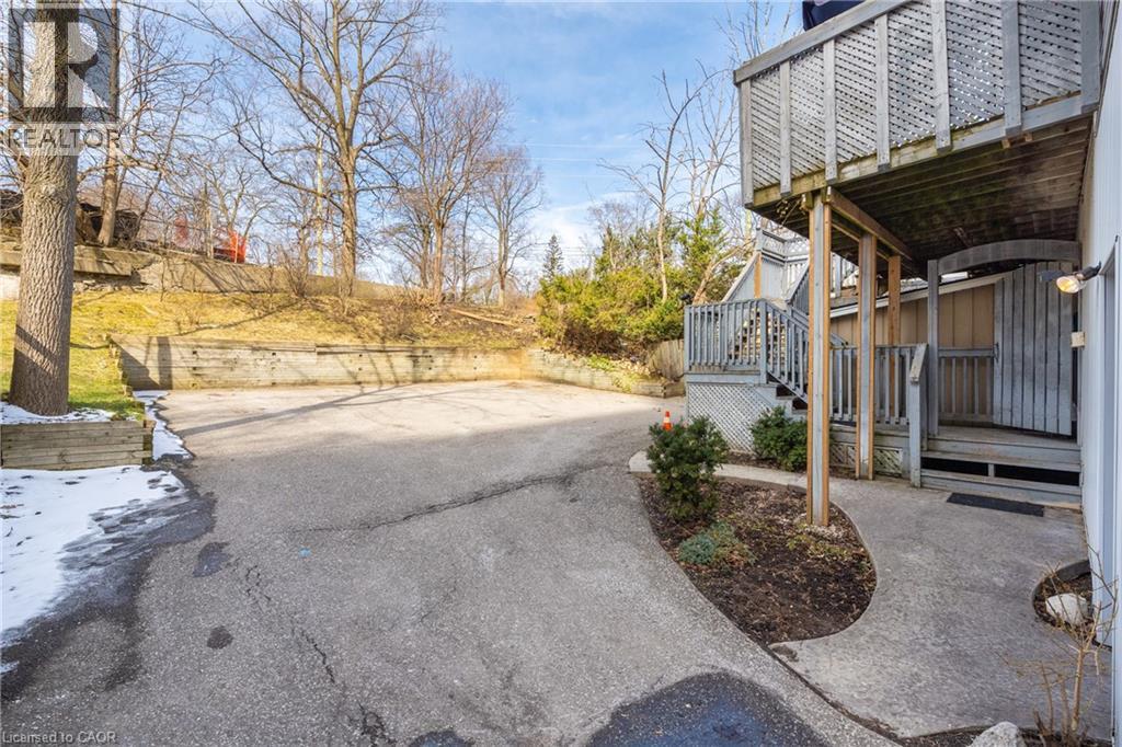 10 Glebe Street Property Photo 18