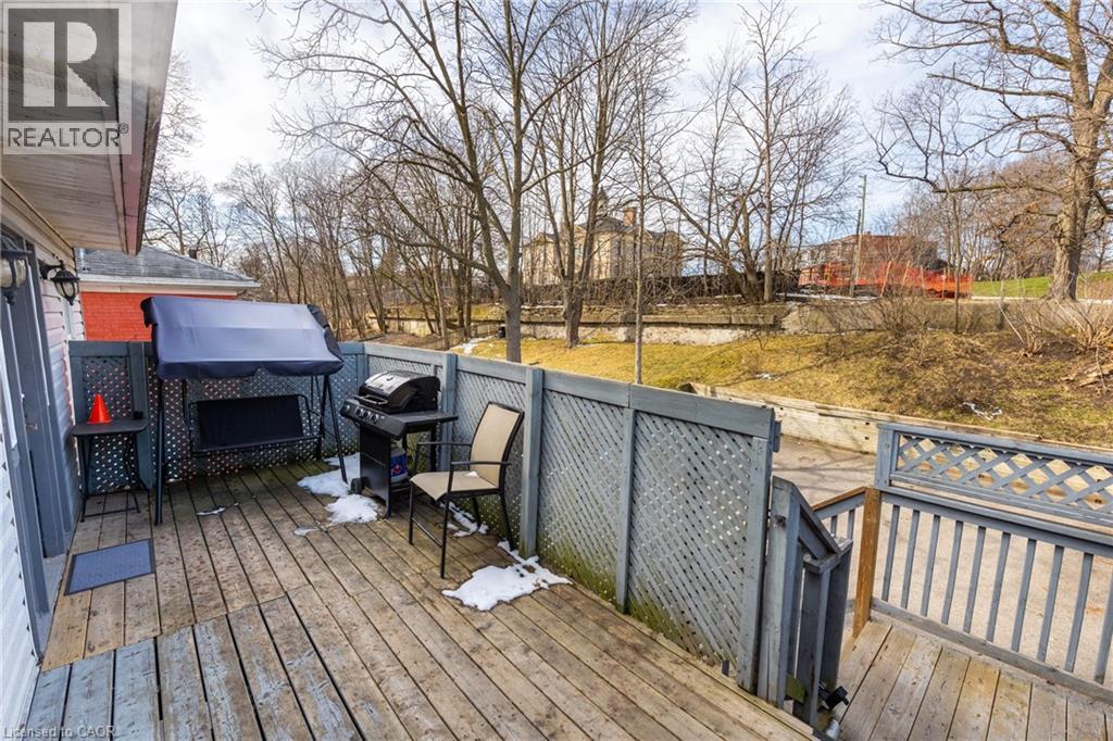 10 Glebe Street Property Photo 19