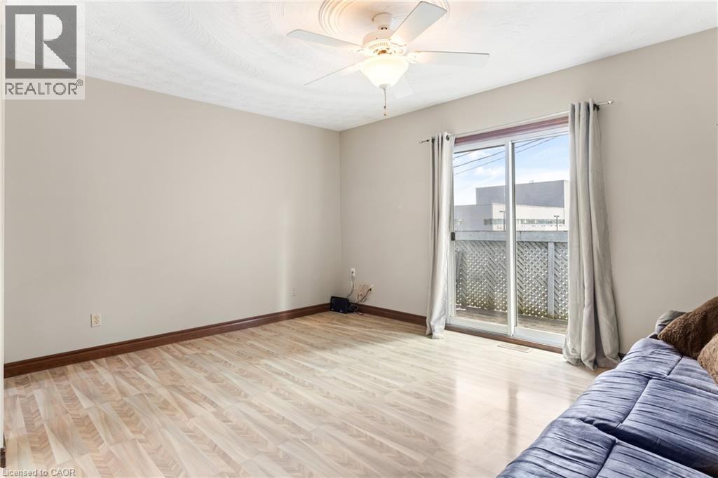 10 Glebe Street Property Photo 26