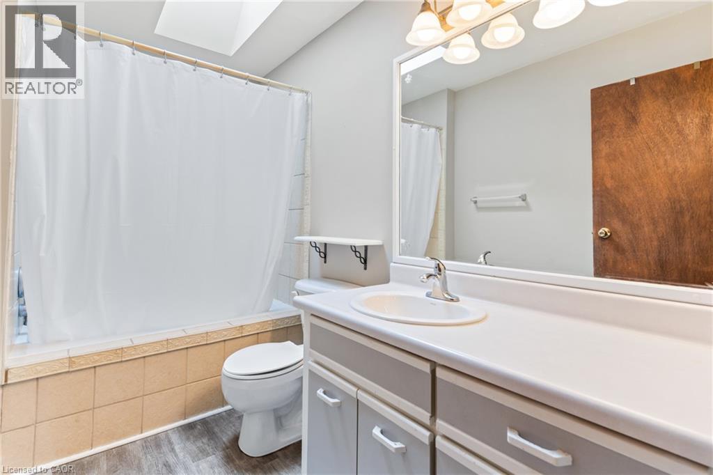 10 Glebe Street Property Photo 29