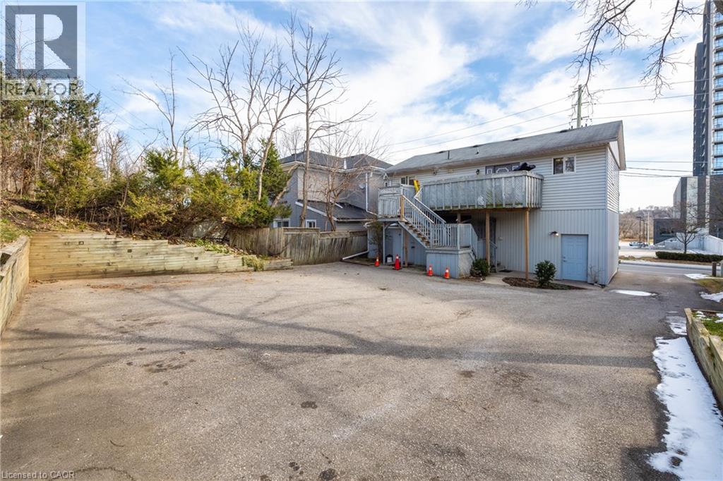 10 Glebe Street Property Photo 35