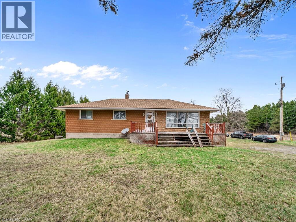 1416 Highway 6 Property Photo 3