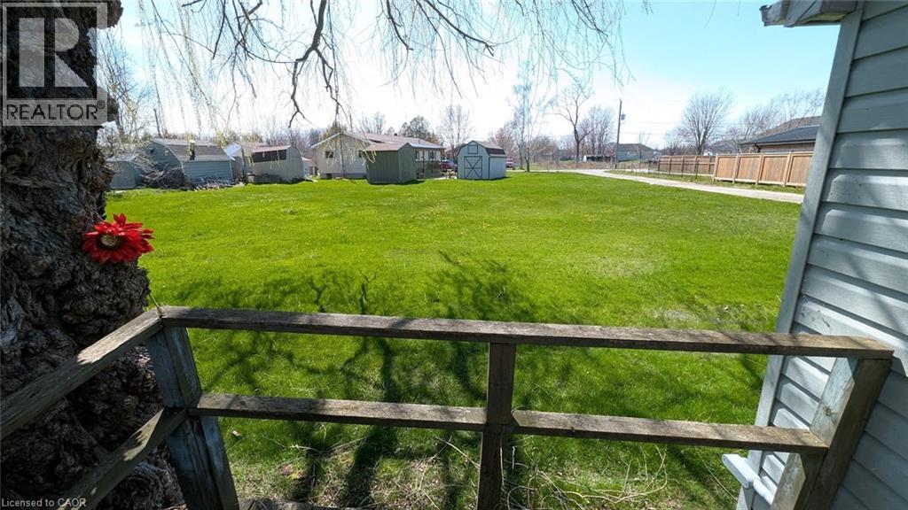 9/11 Marilyn Drive Property Photo 11