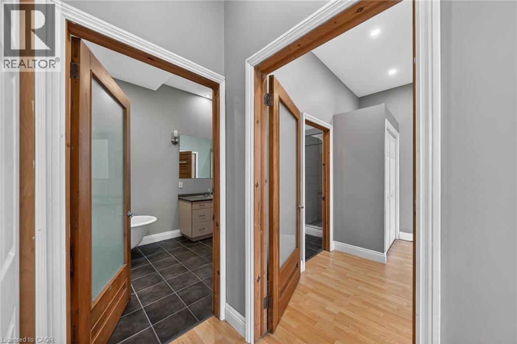 12 Fleet Street Property Photo 13
