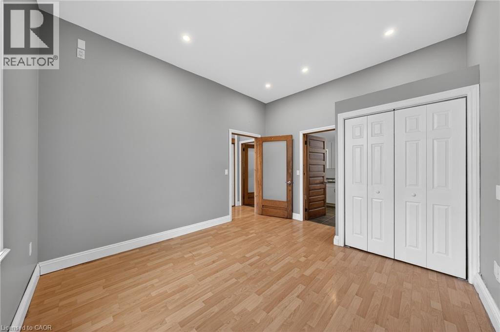 12 Fleet Street Property Photo 15