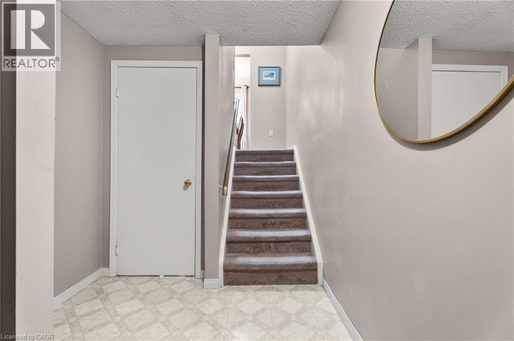 444 Stone Church Road W Unit# N1 Property Photo 7