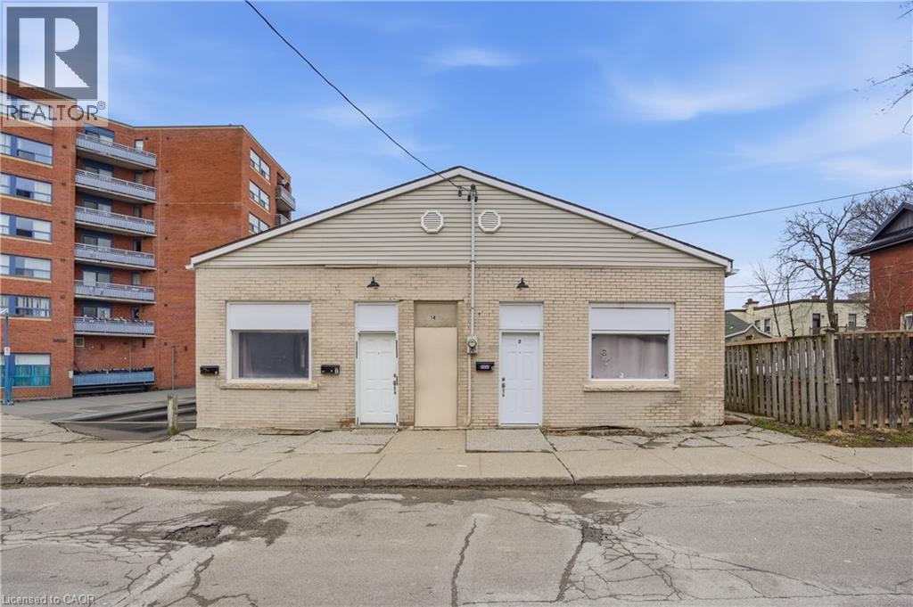 14 Avenue Place Property Photo 1